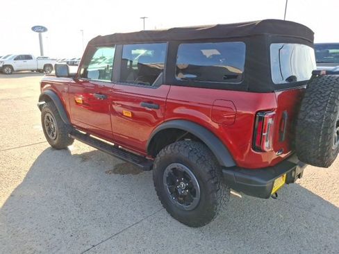 Used 2022 Ford Bronco Badlands image 4