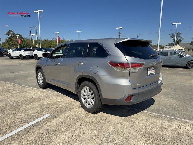 Used 2016 Toyota Highlander LE FWD image 6
