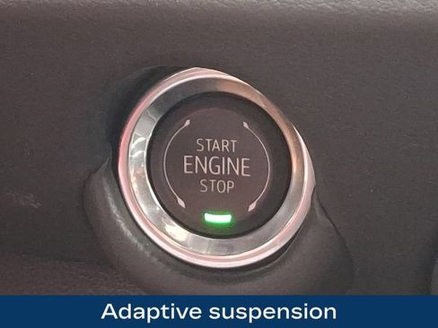Used 2025 Chevrolet Suburban Premier AWD/4WD image 17