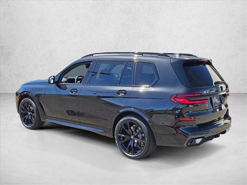 New 2027 BMW X7 xDrive40i w/ M Sport Package AWD/4WD image 9