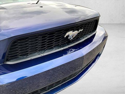 Used 2011 Ford Mustang Convertible w/ 101A Rapid Spec Order Code RWD image 27