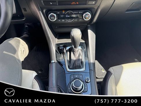 Used 2015 MAZDA MAZDA3 s Grand Touring FWD image 17