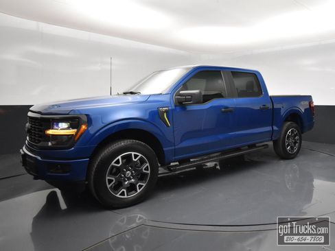 Used 2024 Ford F150 STX AWD/4WD image 5