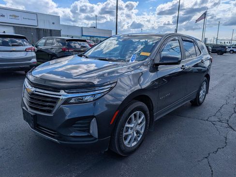 Used 2023 Chevrolet Equinox LT AWD/4WD image 4