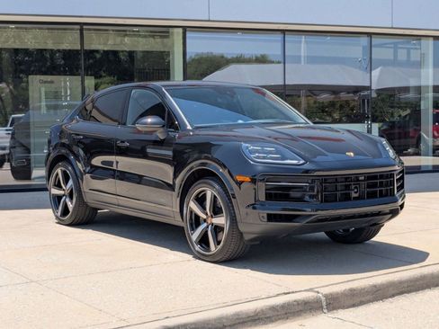 Certified 2025 Porsche Cayenne Coupe image 7