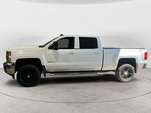 Used 2015 Chevrolet Silverado 3500 LT w/ LT Convenience Package AWD/4WD image 3