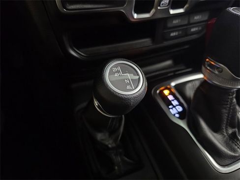 Used 2020 Jeep Wrangler Unlimited Sport image 17