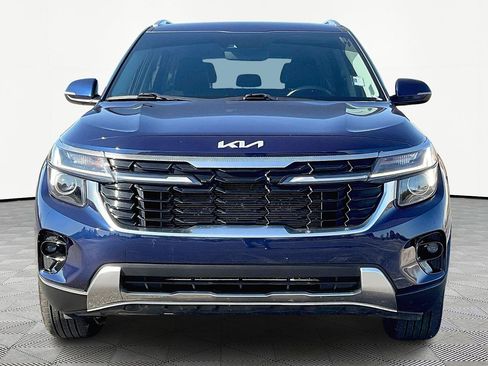 Used 2024 Kia Seltos EX image 3