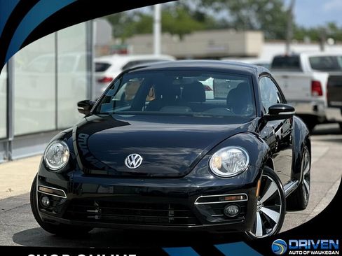 Used 2015 Volkswagen Beetle R-Line FWD image 1