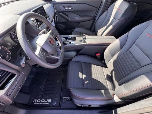 New 2026 Nissan Rogue SV image 9