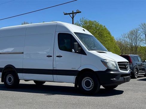Used 2016 Mercedes-Benz Sprinter 2500 w/ Driver Comfort Package image 5