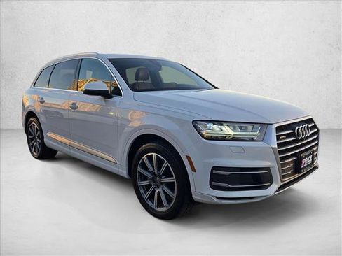 Used 2019 Audi Q7 2.0T Premium Plus image 3