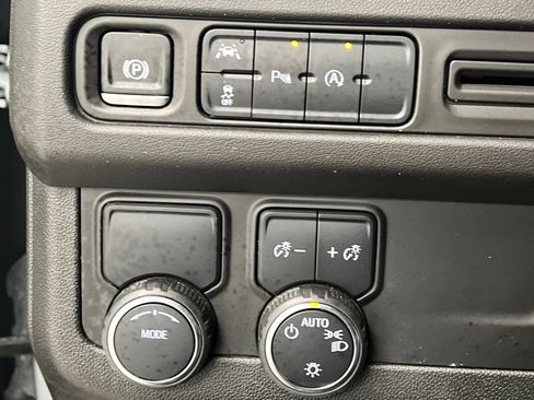 Used 2024 Chevrolet Suburban RST image 45