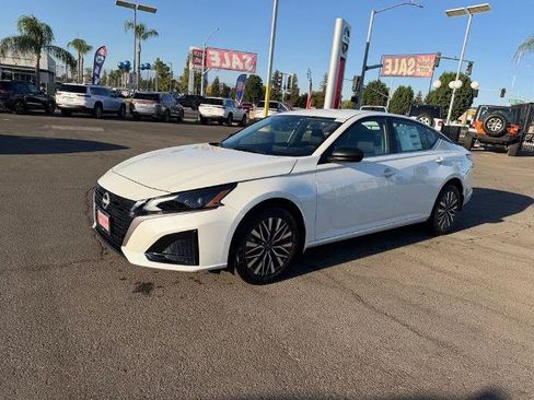 New 2026 Nissan Altima 2.5 SV AWD/4WD image 3