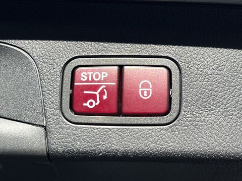 Certified 2022 Mercedes-Benz GLE 350 4MATIC image 32