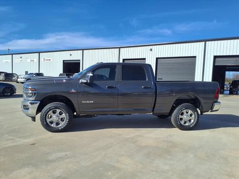 New 2025 RAM 2500 Big Horn image 28