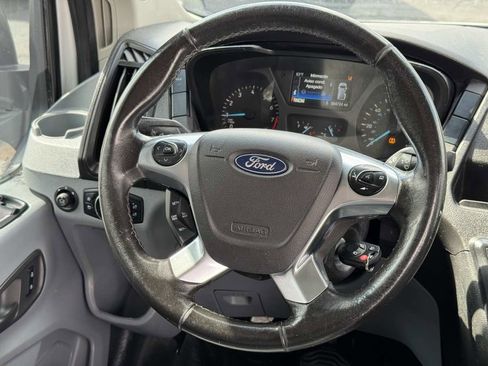 Used 2019 Ford Transit 250 130 Medium Roof RWD image 23