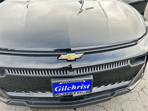 New 2026 Chevrolet Equinox EV LT image 29