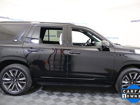 Used 2024 Cadillac Escalade Sport image 4