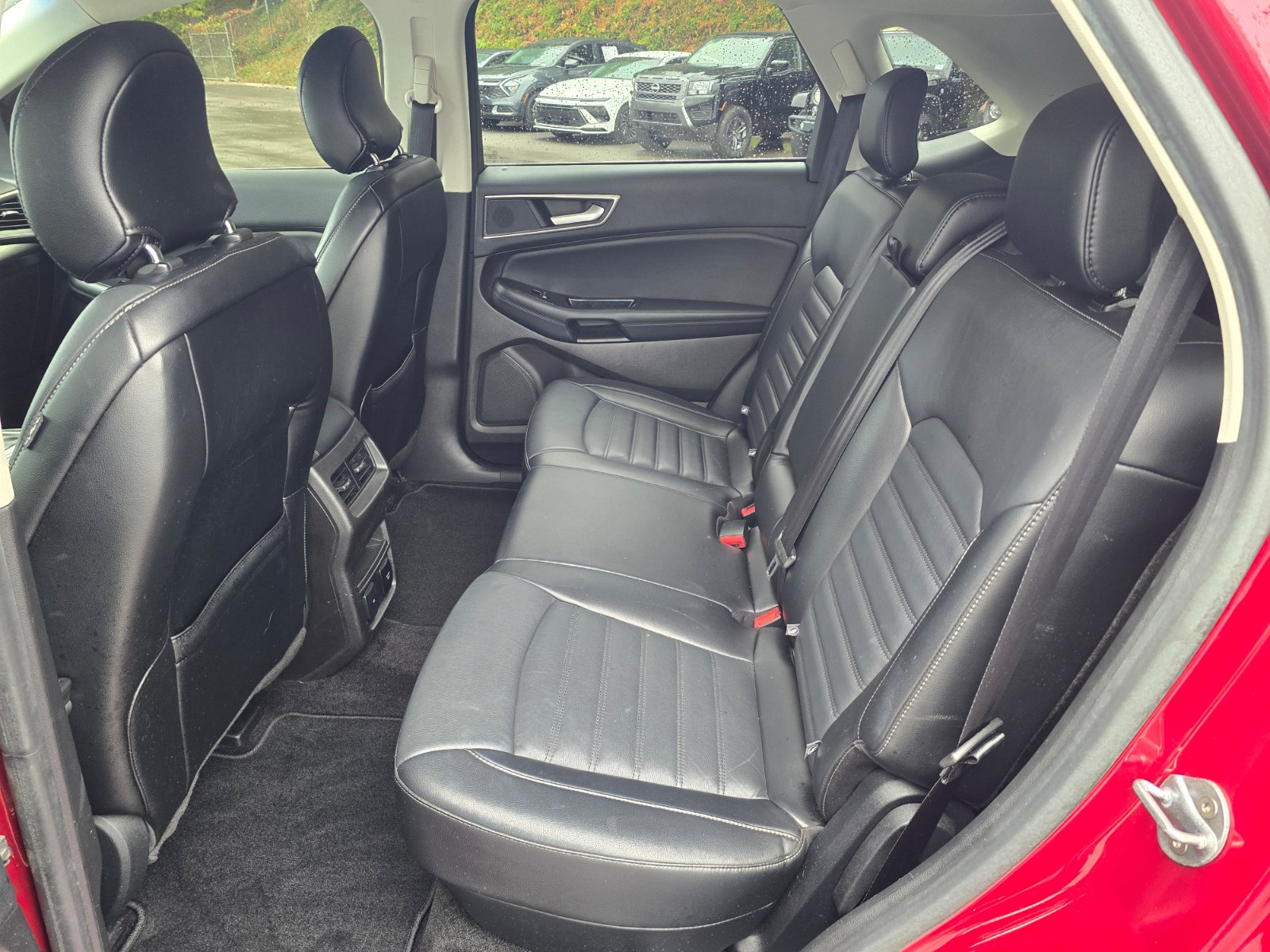 Used 2017 Ford Edge SEL w/ Equipment Group 201A AWD/4WD image 11