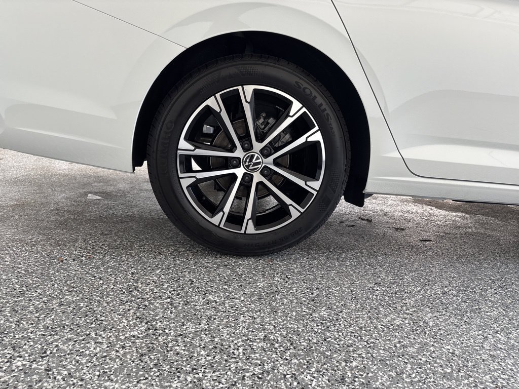 Certified 2026 Volkswagen Jetta Sport FWD image 42