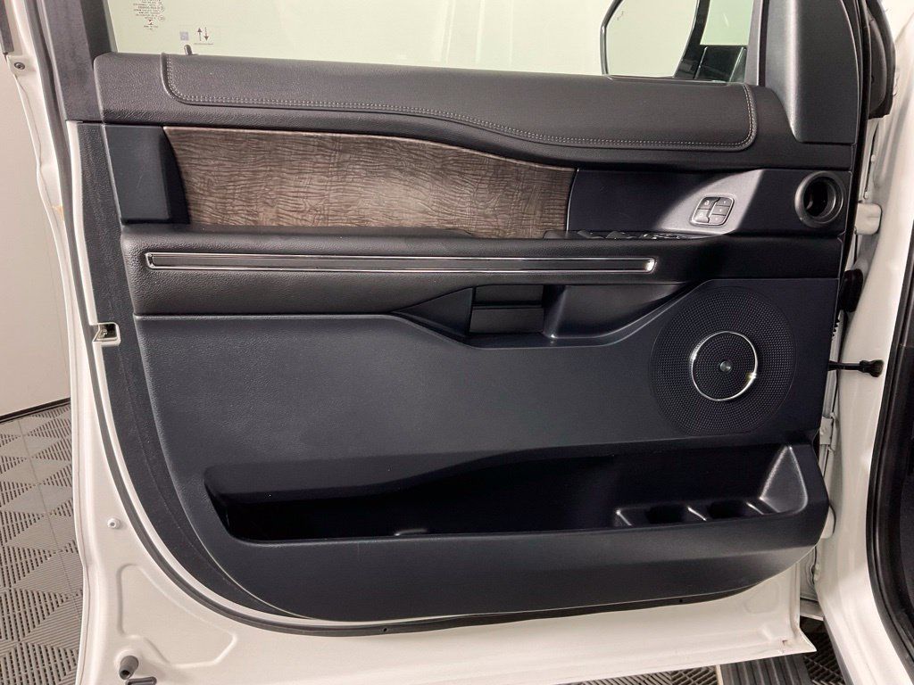 Certified 2021 Ford Expedition Limited AWD/4WD image 12