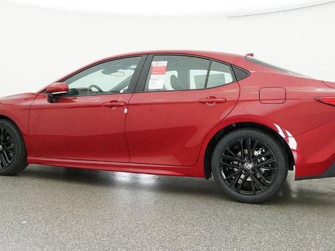 New 2026 Toyota Camry SE image 4