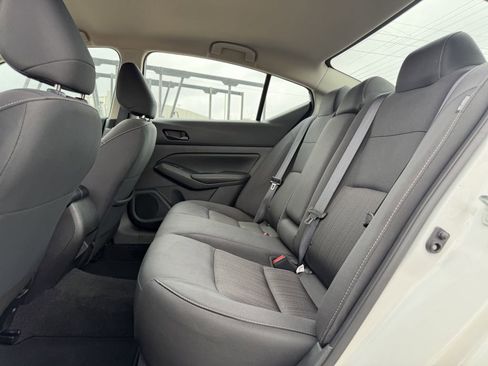Used 2025 Nissan Altima 2.5 SV FWD image 28