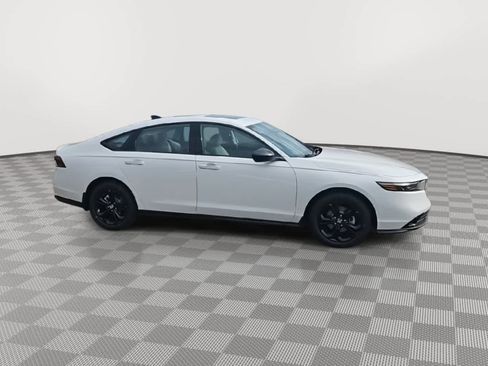 New 2025 Honda Accord SE image 2