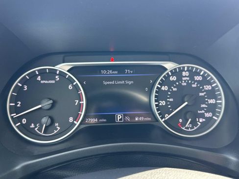 Certified 2024 Nissan Sentra SV FWD image 34