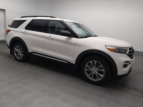 Used 2022 Ford Explorer XLT w/ Equipment Group 202A RWD image 11