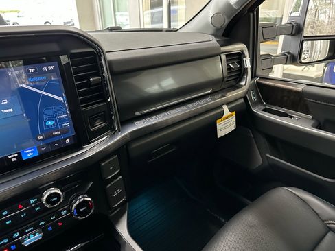 New 2026 Ford F250 Lariat image 42