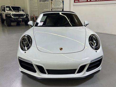 Used 2017 Porsche 911 Cabriolet image 12