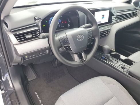 Used 2026 Toyota Camry LE image 19