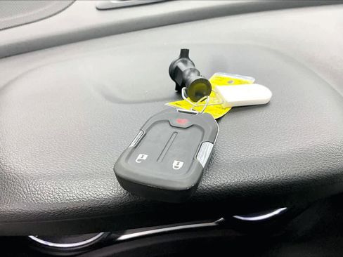 Used 2020 GMC Terrain SLE FWD image 15