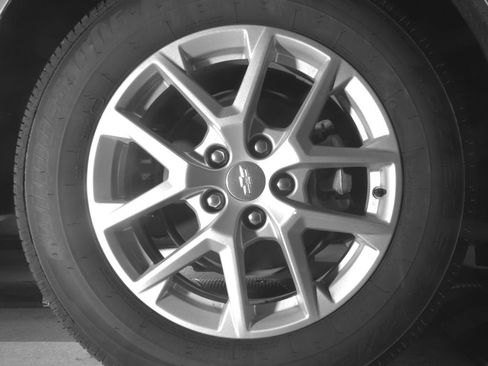 Used 2023 Chevrolet Equinox LT AWD/4WD image 13