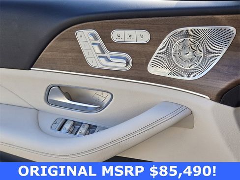 Used 2022 Mercedes-Benz GLS 450 4MATIC image 32