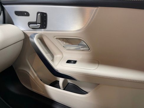 Certified 2022 Mercedes-Benz CLA 250 4MATIC image 27