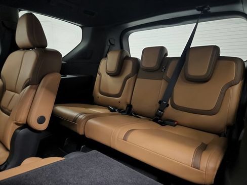Used 2025 Nissan Armada SL w/ Captain's Chari Seat Package RWD image 22