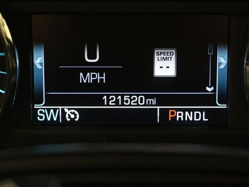 Used 2020 Chevrolet Suburban LT image 19