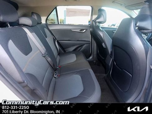 Certified 2025 Kia Niro LX image 18
