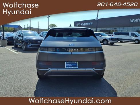 Certified 2024 Hyundai Ioniq 5 SEL RWD image 4