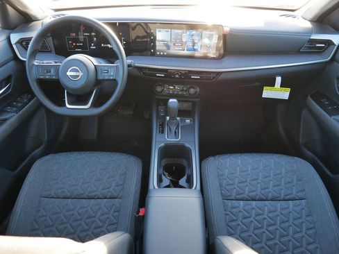 New 2026 Nissan Kicks SV w/ SV Premium Package AWD/4WD image 9