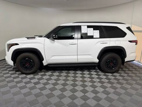 Used 2025 Toyota Sequoia TRD Pro AWD/4WD image 3