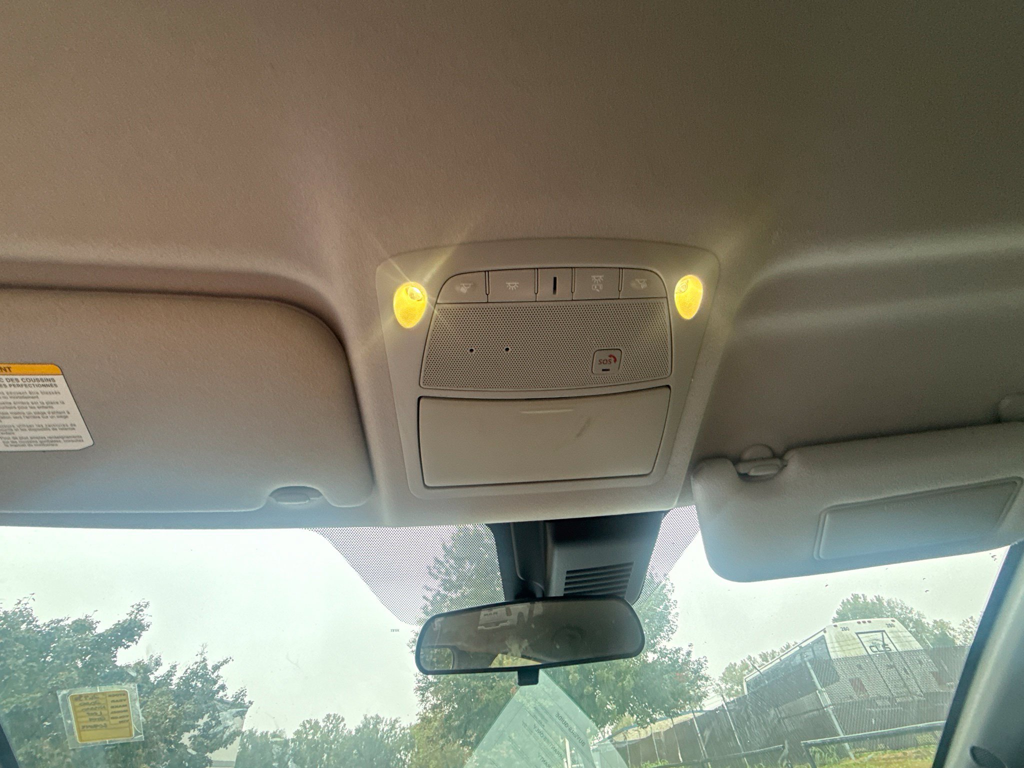 Used 2020 Nissan Leaf SV FWD image 18