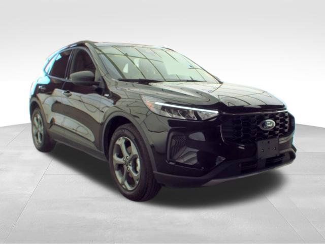 Used 2025 Ford Escape ST-Line AWD/4WD image 4