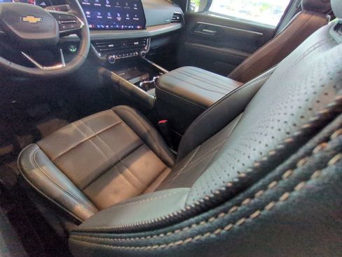 Used 2025 Chevrolet Tahoe High Country image 22