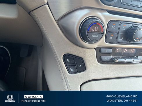 Used 2018 GMC Yukon Denali w/ Denali Ultimate Package AWD/4WD image 29
