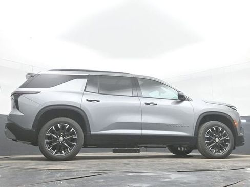 New 2026 Chevrolet Traverse LT FWD image 50