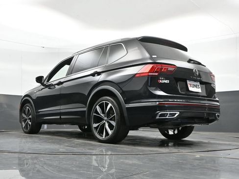 Used 2022 Volkswagen Tiguan SEL R-Line AWD/4WD image 46